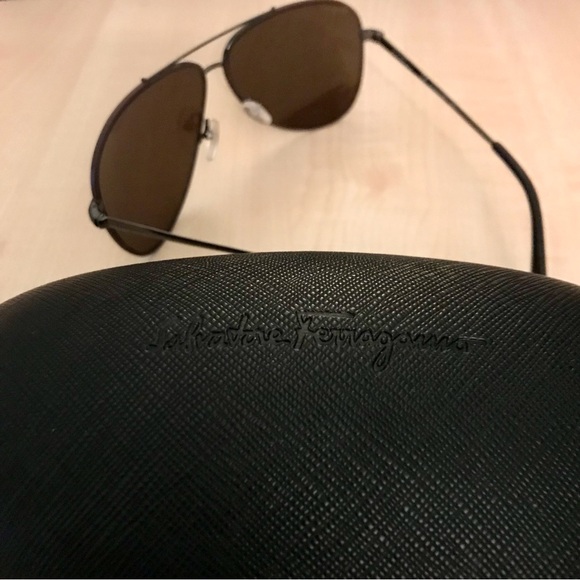 Men’s SALVATORE FERRAGAMO aviator sunglasses BRAND NEW with case brown lenses - Picture 7 of 8